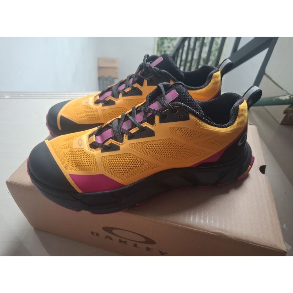 SEPATU OAKLEY LIGHT BREATHE Uk 44