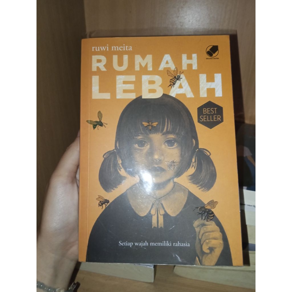 Preloved Novel Rumah Lebah Unsealed