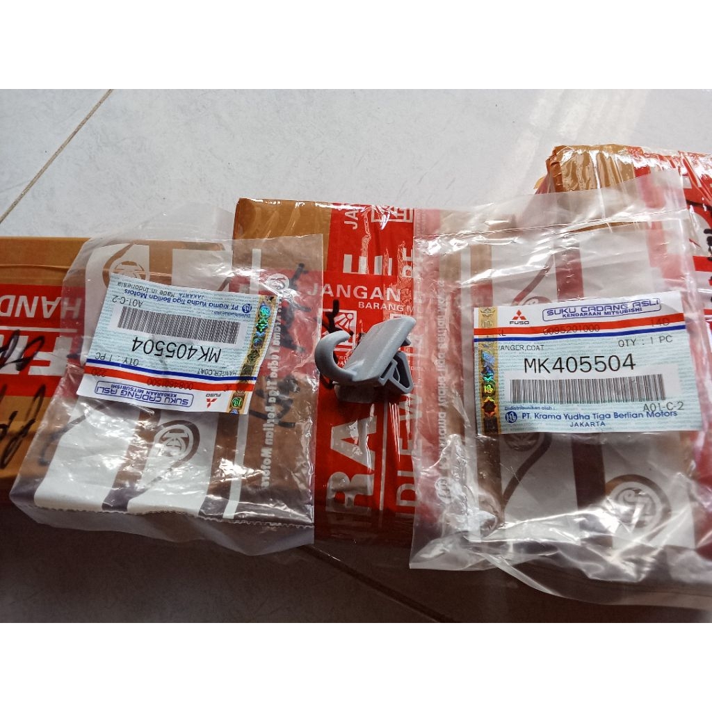 HANGER PLAFON CANTER ORIGINAL