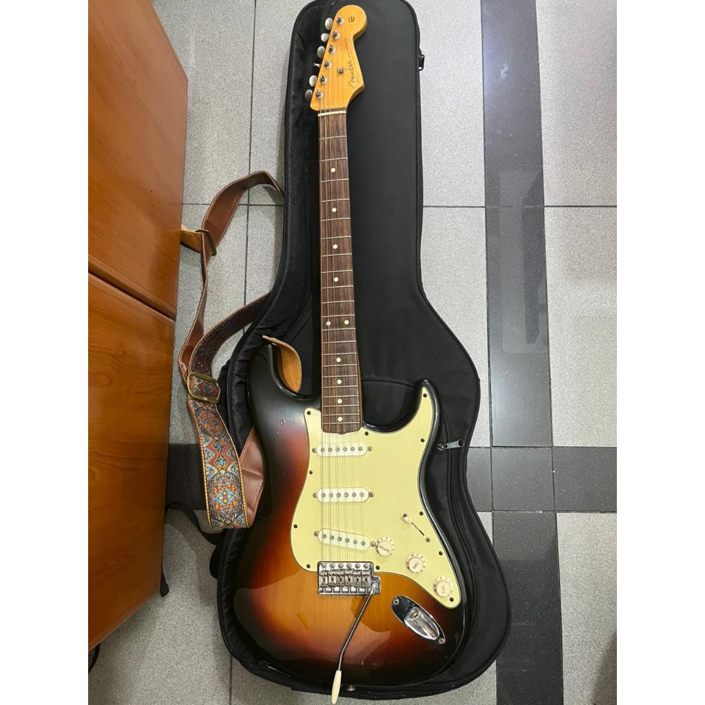 Fender Stratocaster 60'S Mexico 2008 Strato Vintage