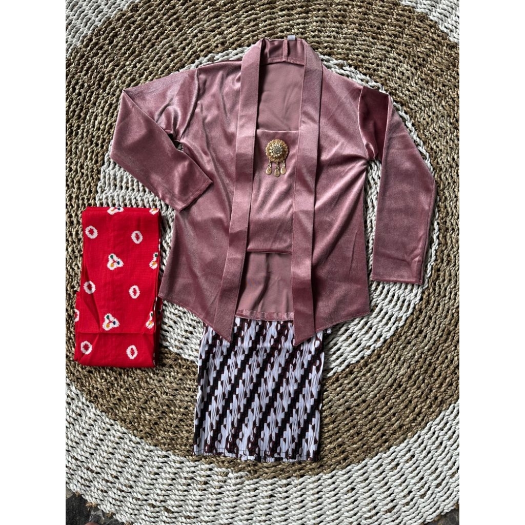 SET, bludru KUTU BARU,, anak perempuan lengan panjang