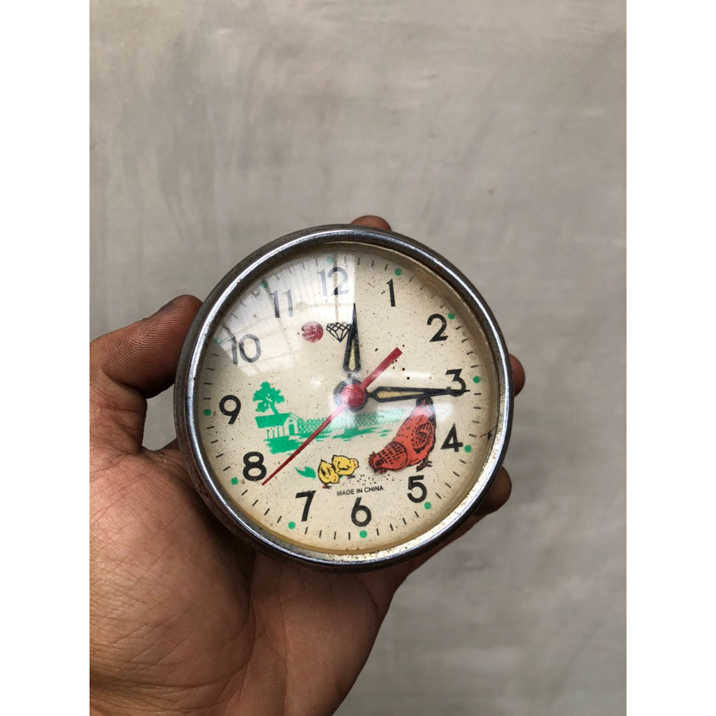 Jam weker ayam jadul
