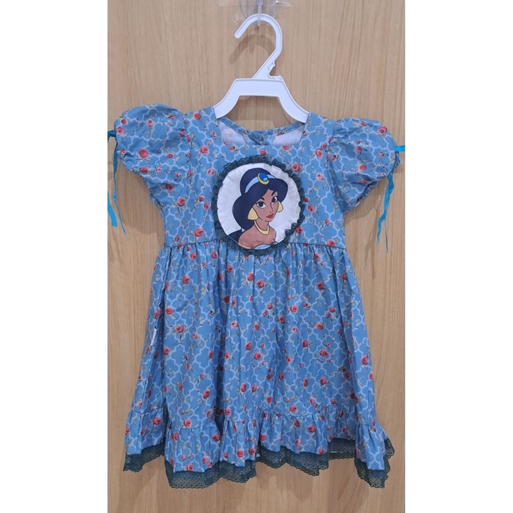 PRELOVED ELIZABETH DRESS BY JASMINE LAURA (JASMINE) SIZE M (6bln - 1th)