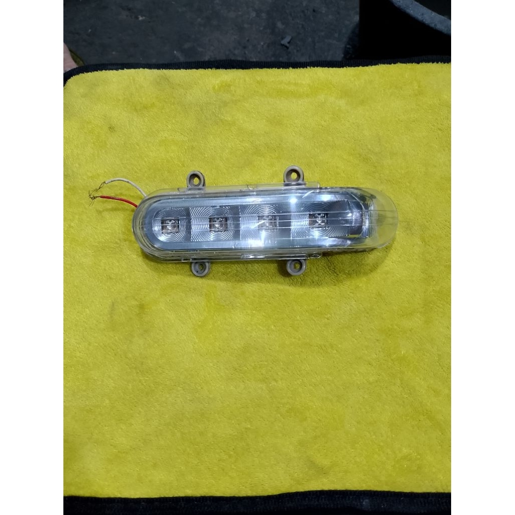 lampu sein spion Avanza vvti Innova 2010 original copotan