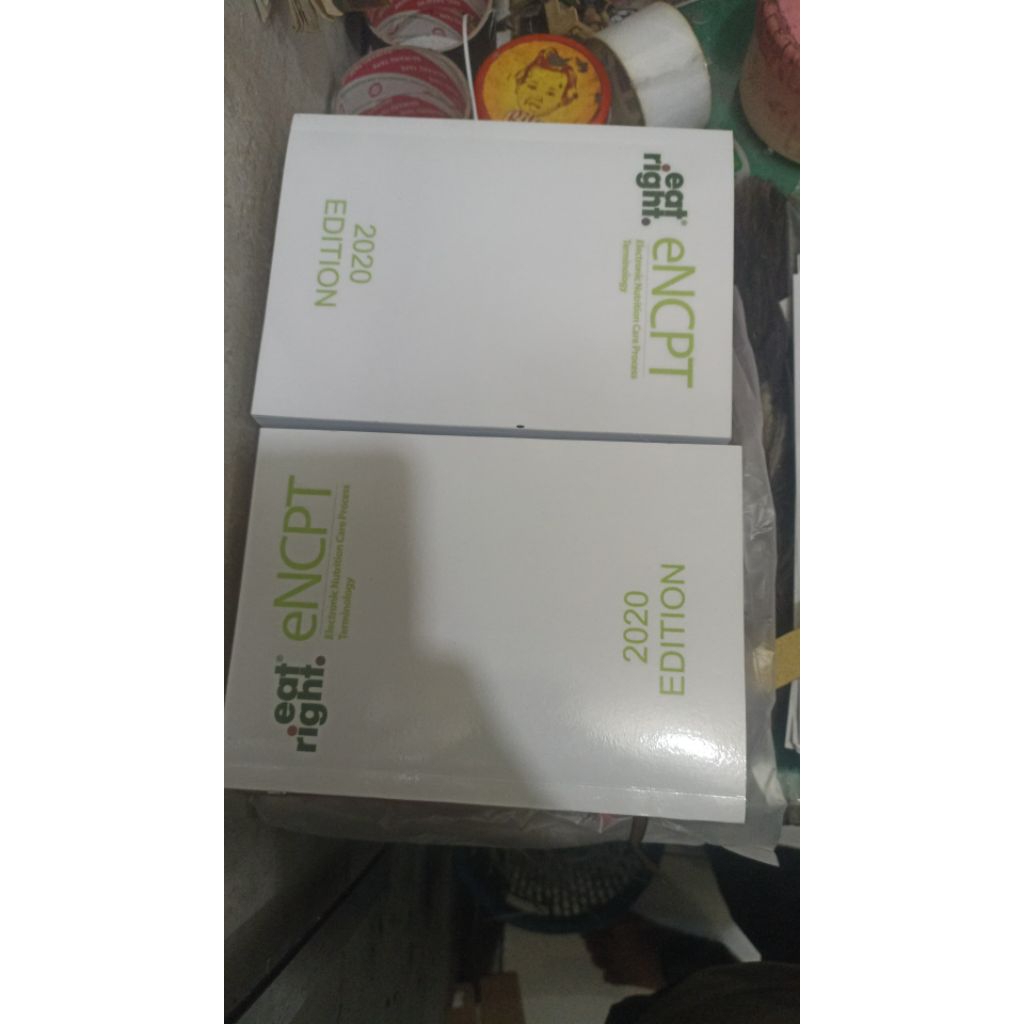 Buku NCPT 2020 ukuran A5 (Nutrition Care Process Terminology)
