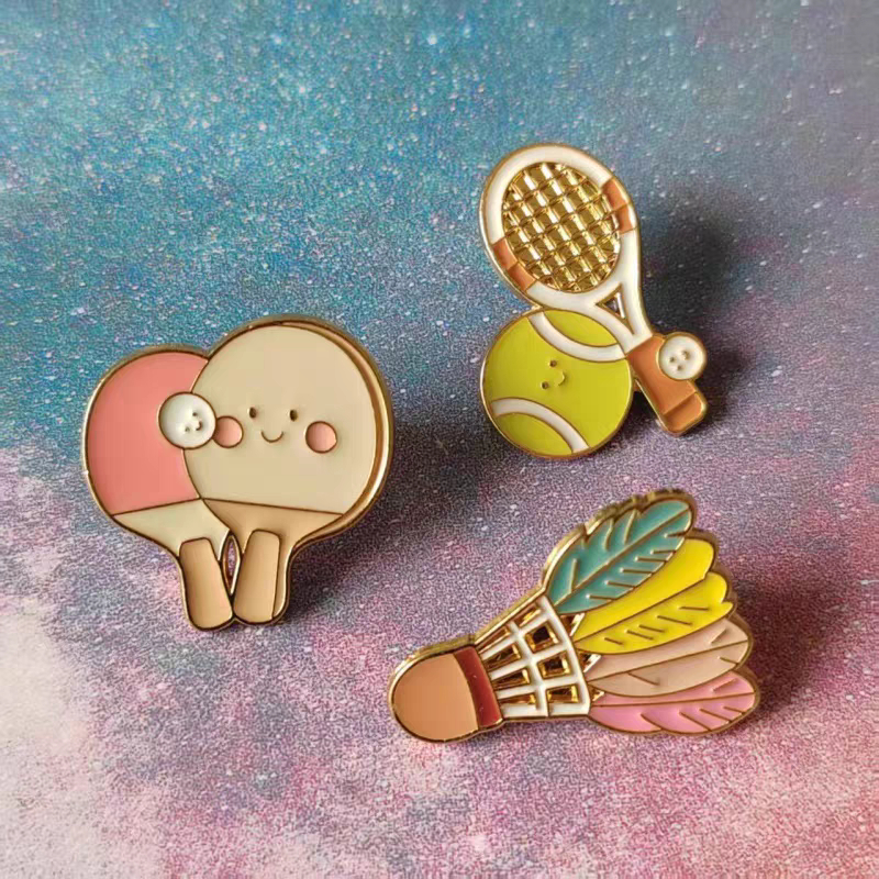 Set Pin Kartun Olahraga Pingpong, Tenis, Badminton Warna-Warni Emas Lucu Pin Bros Enamel Lucu Korea 