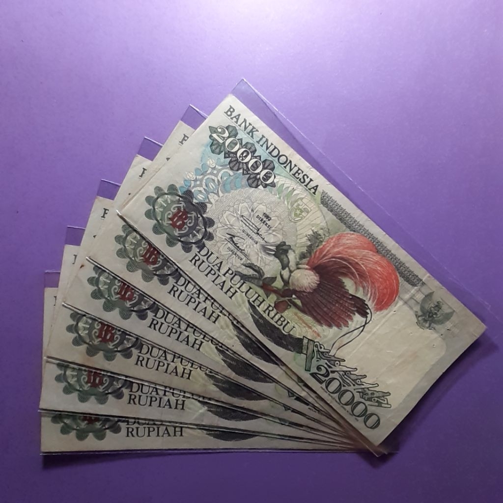 Uang kuno 20000 rupiah cendrawasih