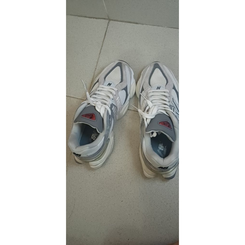 New Balance 9060