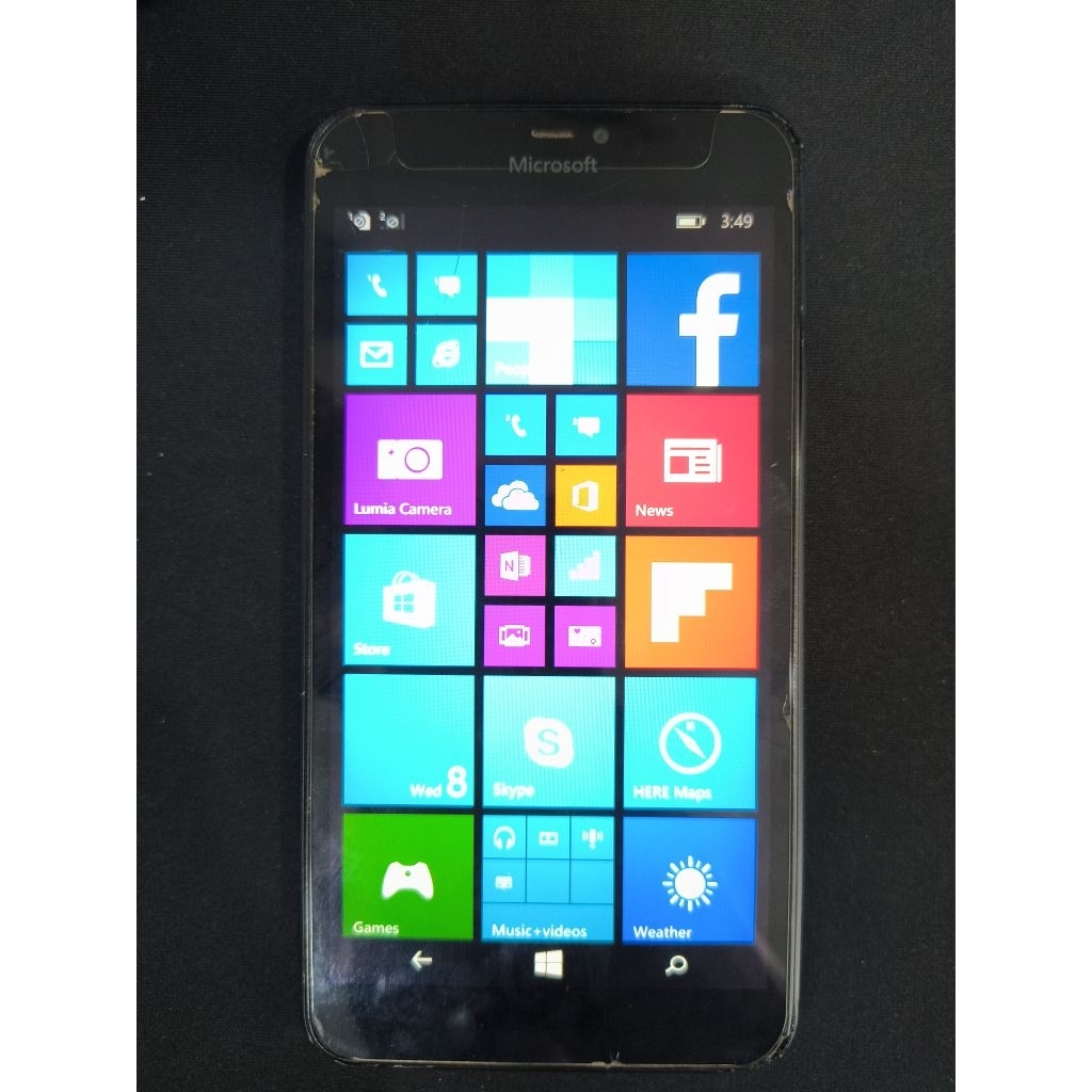 Microsoft/Nokia Lumia 640 XL second