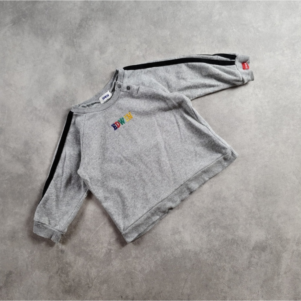 Sweater anak laki-laki brand Edwin size 3 tahun ( baca deskripsi )