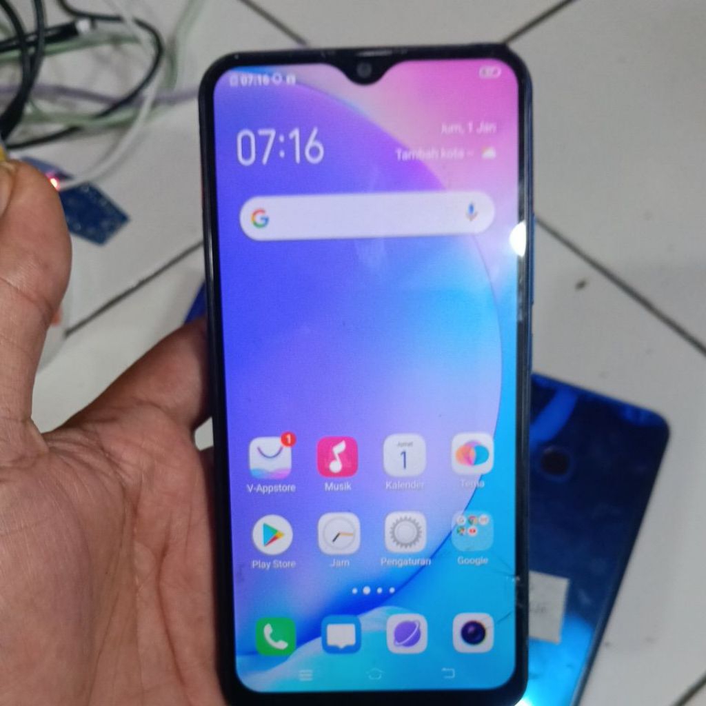 bahan congkelan vivo y17 minus mesin,dan lcd,baca deskripsi