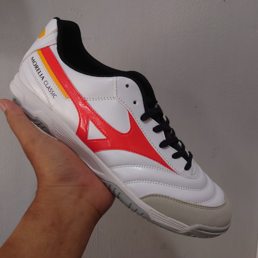 SEPATU FUTSAL MIZUNO - MORELIA SALA CLASSIC IN - 240291