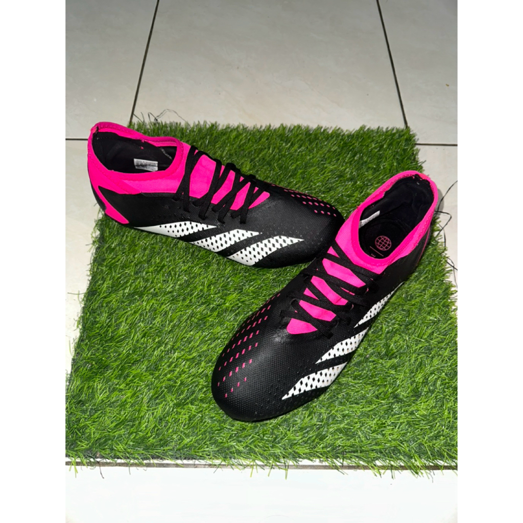 Sepatu Bola ADIDAS PREDATOR ACCURACY.3 FG ORIGINAL Ukuran 44 BEKAS SECOND