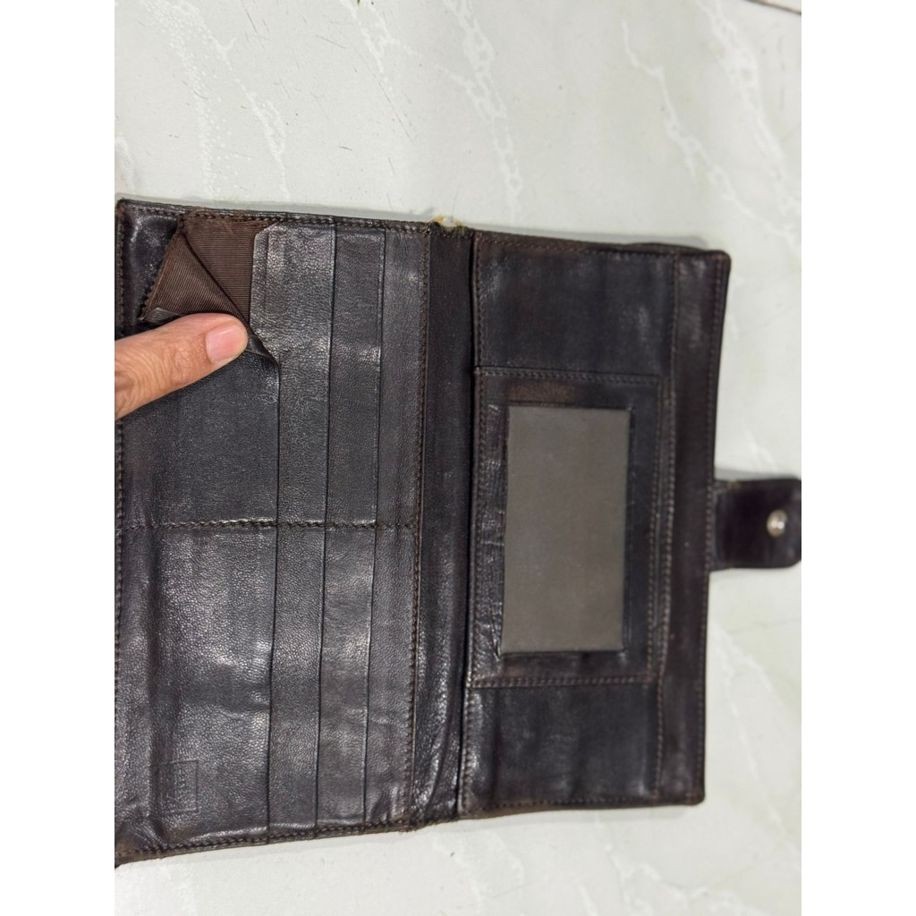 PRELOVD DOMPET FENDI