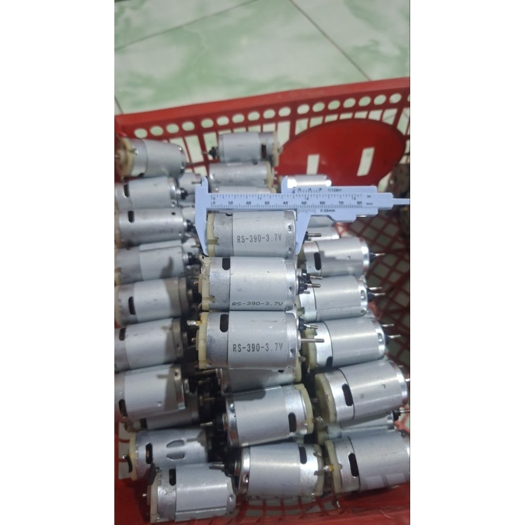 DINAMO BLENDER PORTABLE RS 390(COPOTAN MASIH MULUS)