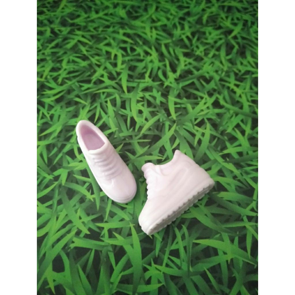 sepatu sport boneka BARBIE ORIGINAL ASLI