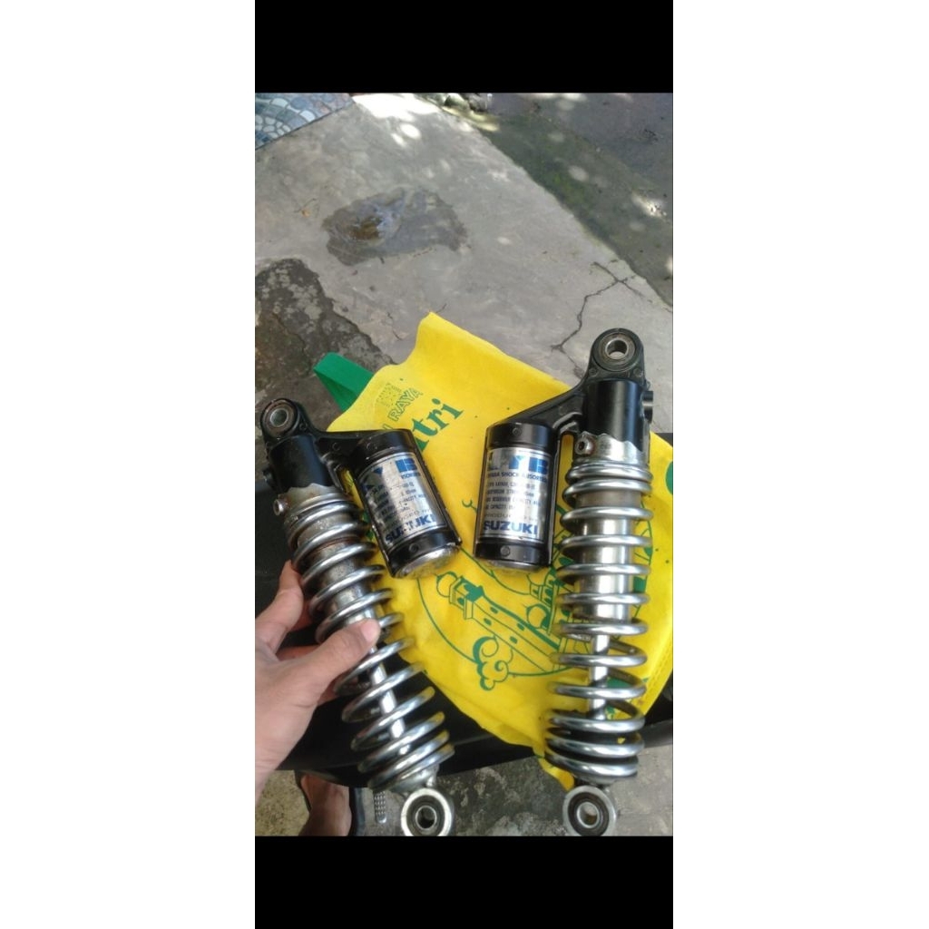 Shock KYB GSX400