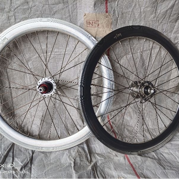 wheelset sepeda lipat merk half5 ukuran 20x1.3/8 atau 451 full silver hub jangkrik