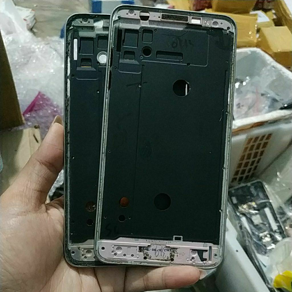 Frame only bekas Samsung J7 2016 j710gn tidak ada tombol