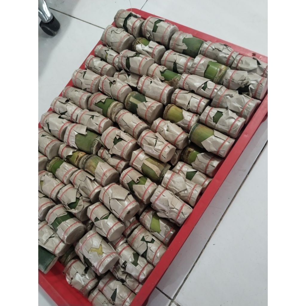 ulat bambu / cangkilung