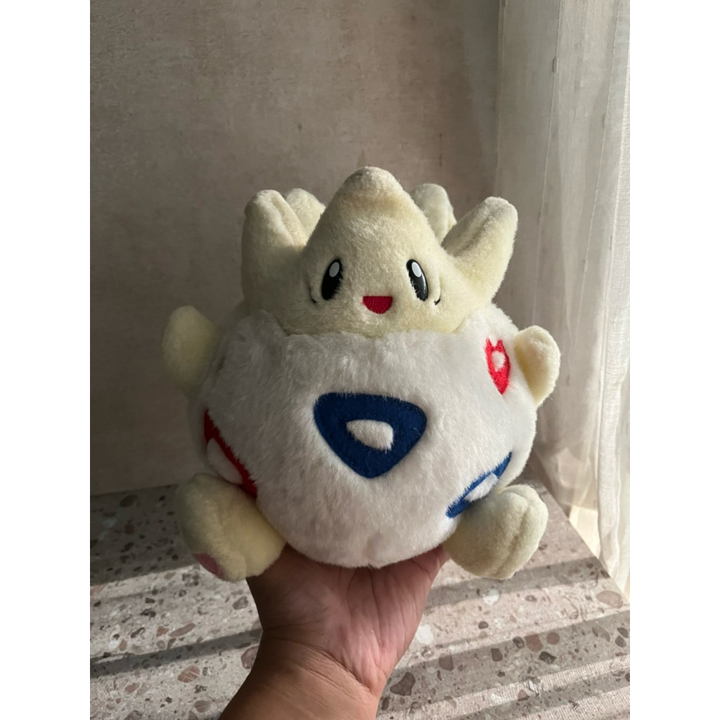 boneka plush togepi pokemon tomy merah vintage