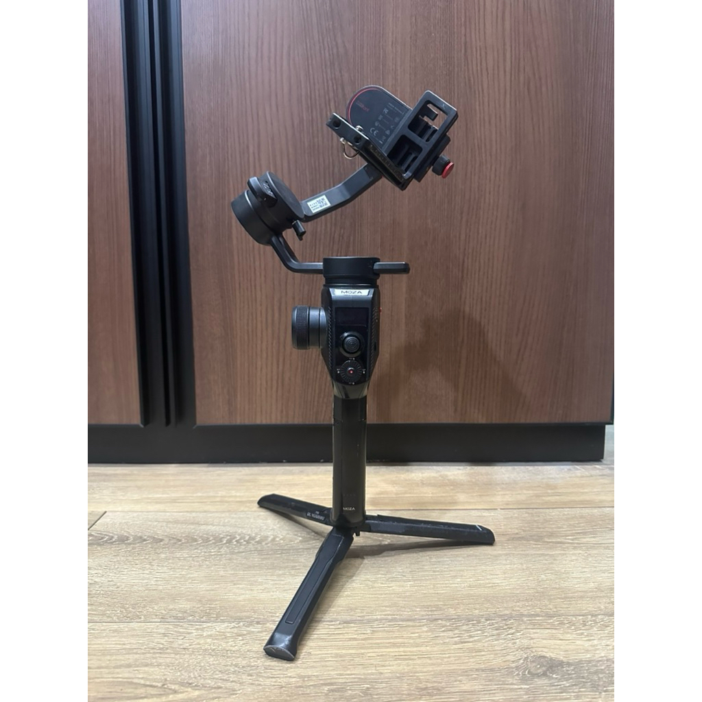 Moza Aircross 2 Gimbal Stabilizer