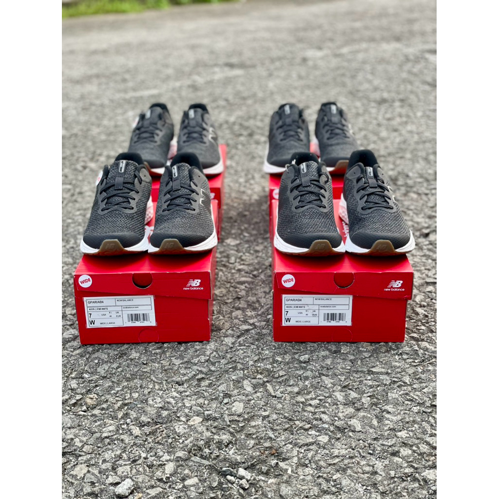 Sneakers running fresh foam arishi BNIB resmi original sepatu wanita