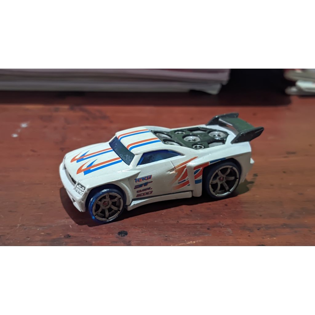 HOTWHEELS ACCELERACERS BASSLINE CUSTOM SHIRAKO TEKU METAL MANIAC DRONES SILENCERZ