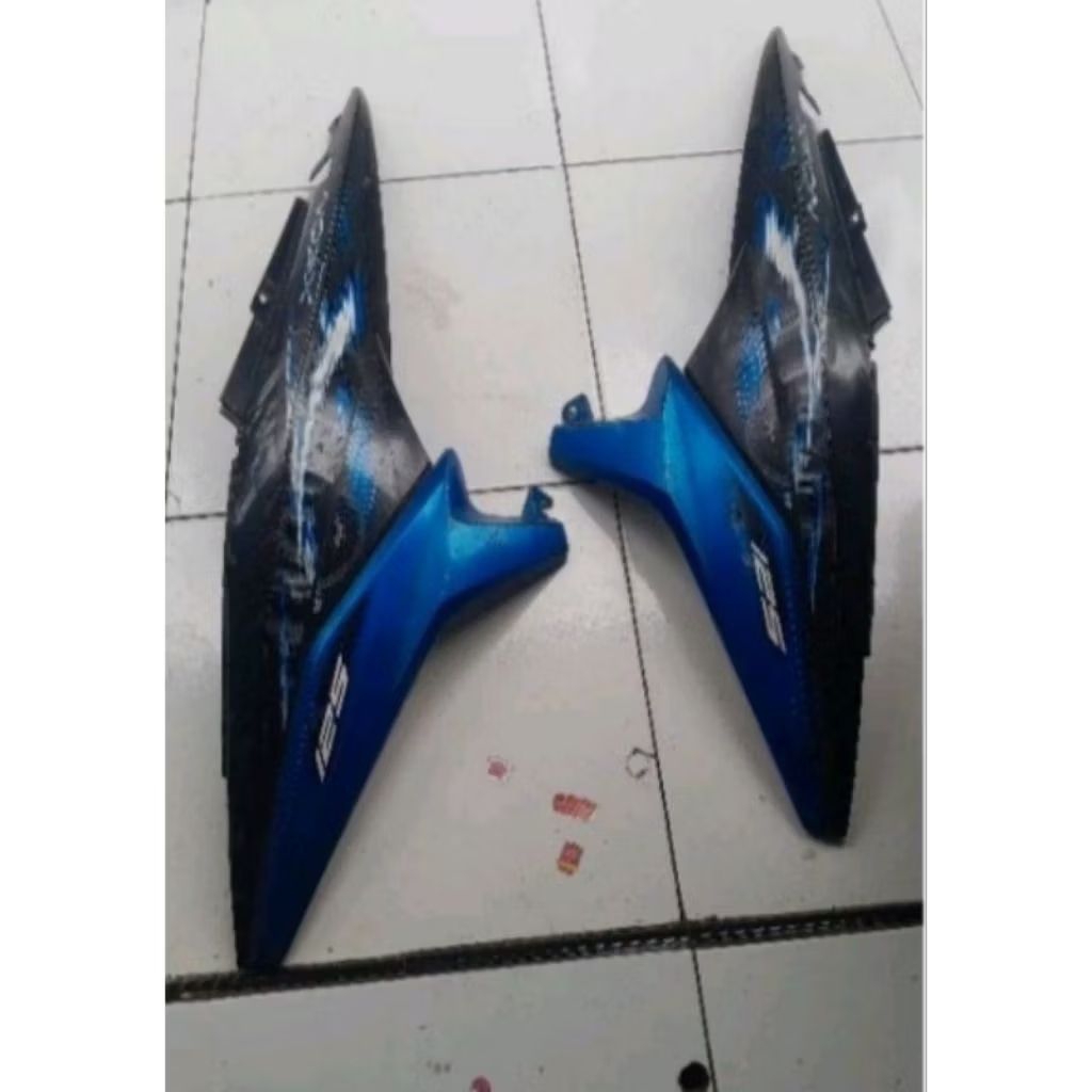 body belakang Yamaha Xeon rc/xeon karbu/xeon GT 125 original copotan