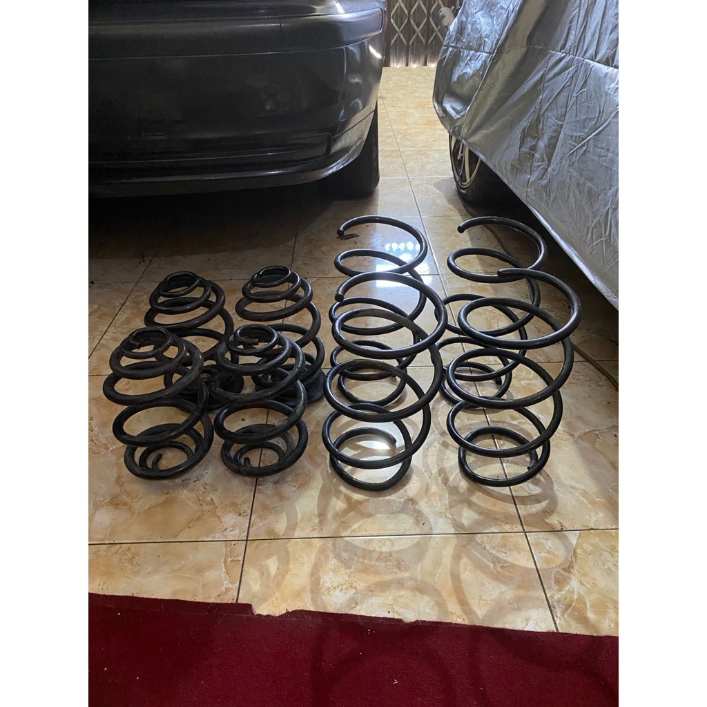 Per Standar BMW E46 Sepasang Belakang only