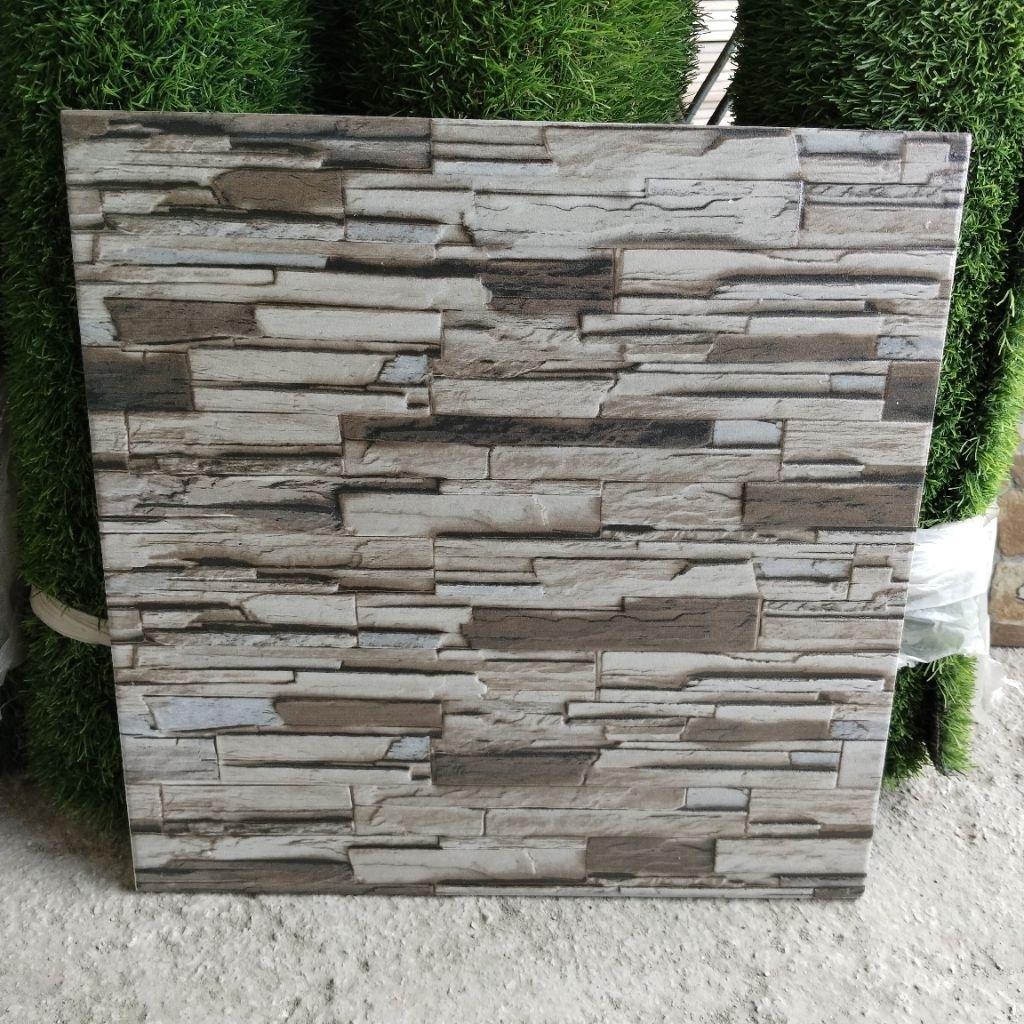 KERAMIK LANTAI 40X40 KESET KASAR URAT KAYU ABU / GREY MOTIF HARAJUKU / SHINZUKU