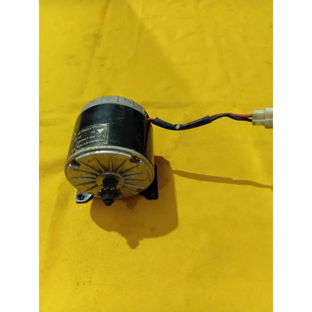 Dinamo dc 24 volt 350 watt second copotan sepeda listrik