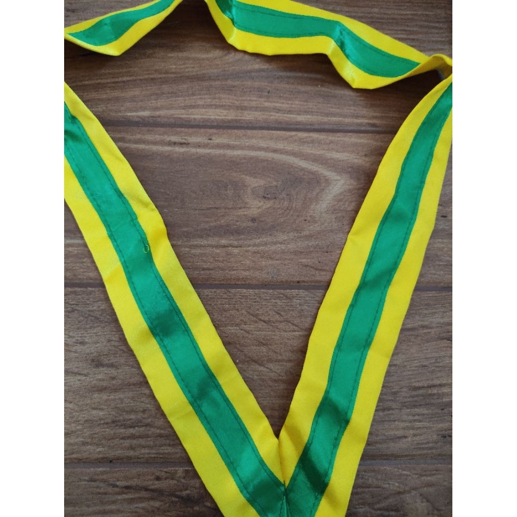kalung wisuda 6x4 panjang 100cm plus logo dan tulisan