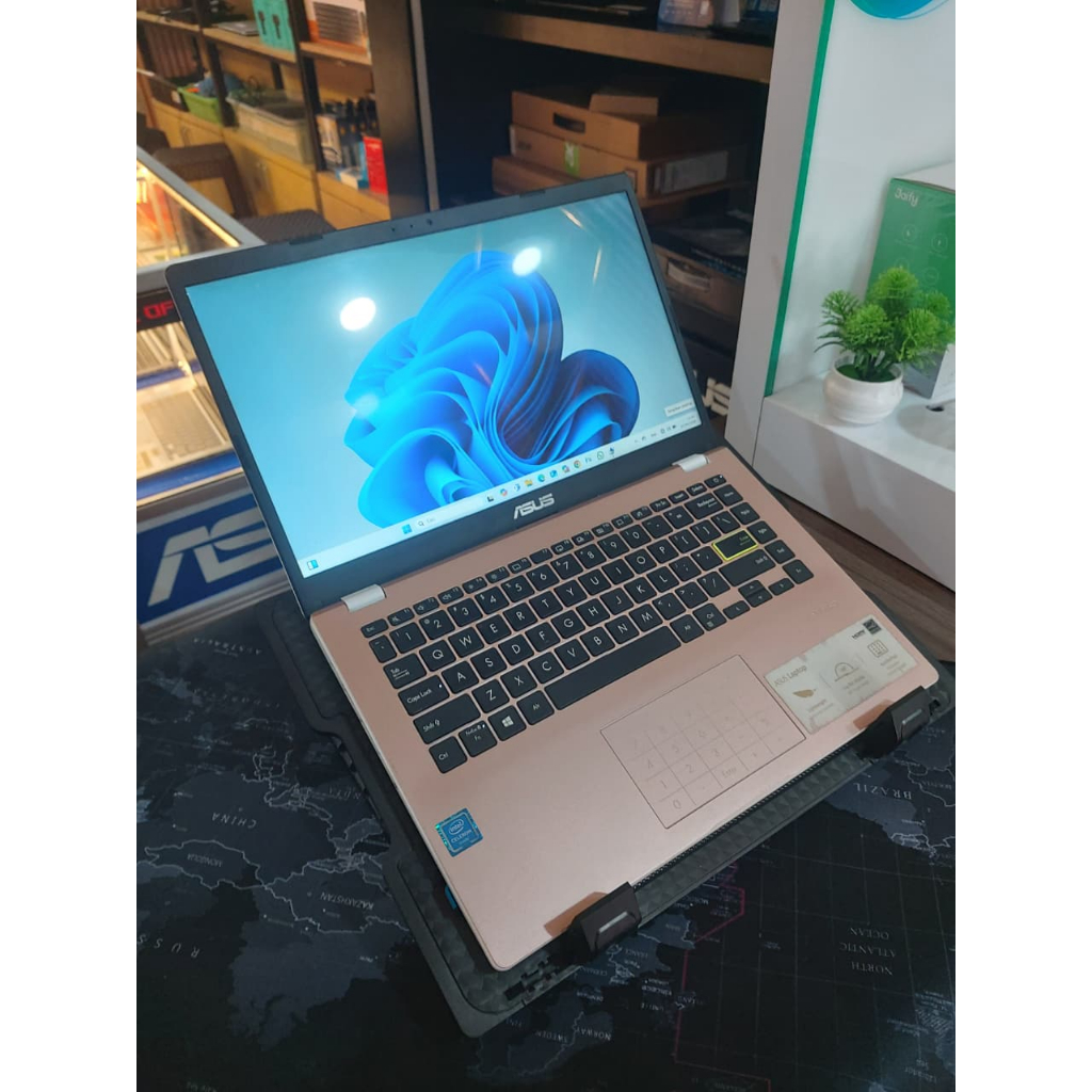 ASUS E410MA PROC N4020 RAM 4GB SSD 256GB MMC 64GB LED 14" WIN 11