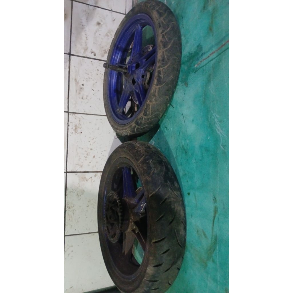 velg r15 v2 1set