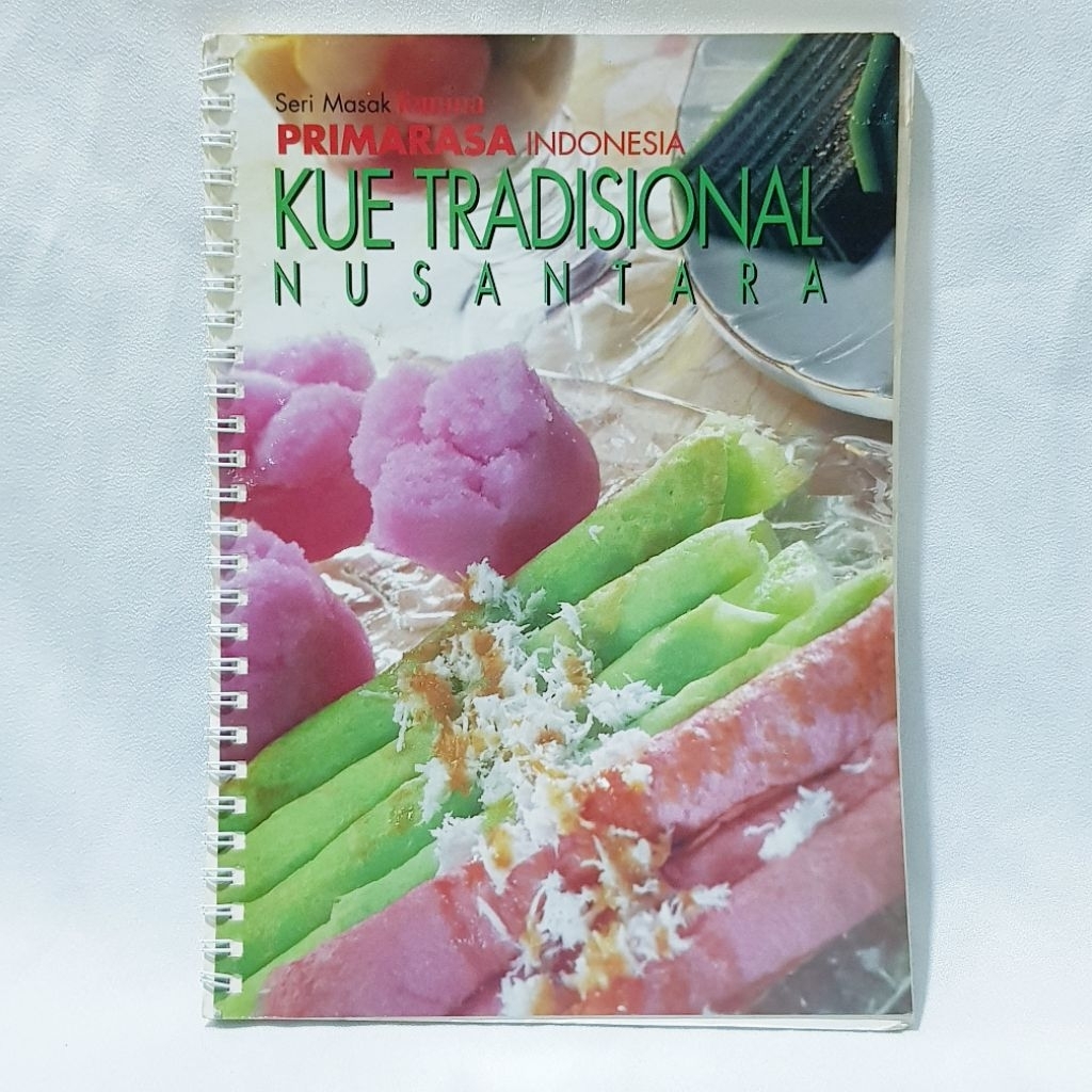 SERI MASAK FEMINA PRIMARASA INDONESIA - KUE TRADISIONAL NUSANTARA