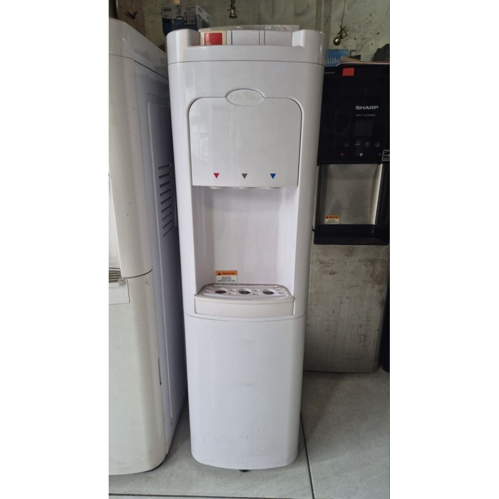 Cuci Gudang Dispenser SHARP GALON ATAS SWD 50 DH WH
