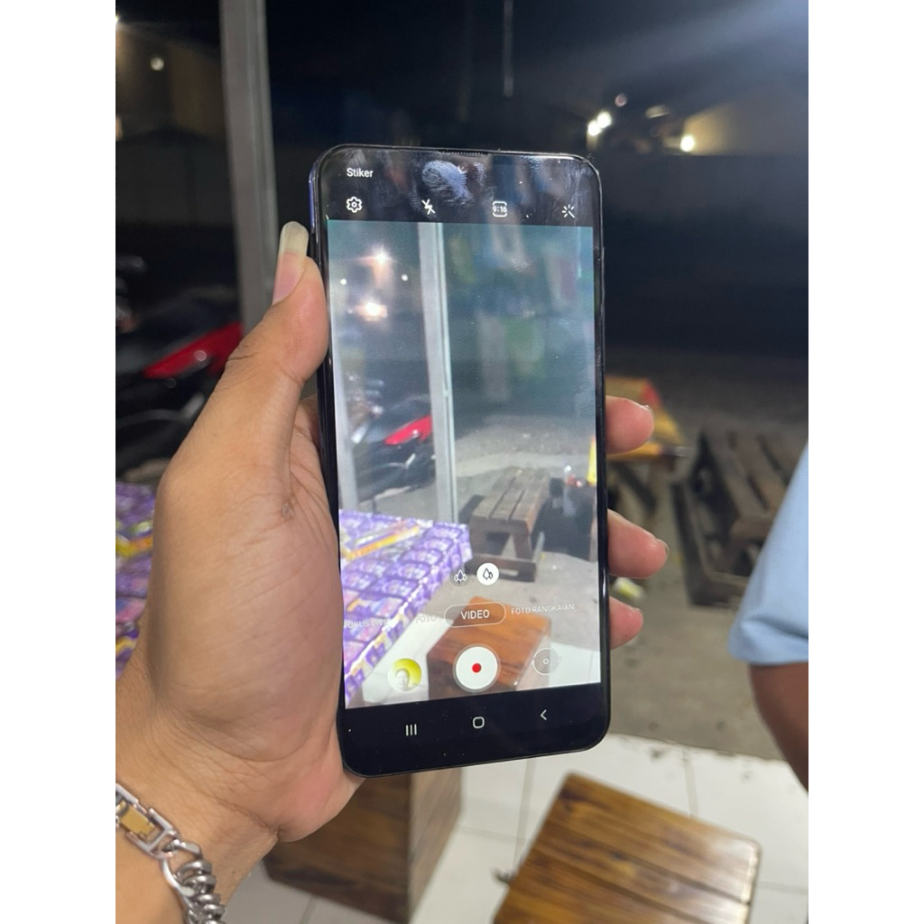 SAMSUNG M20 3/32 FISIK MULUS 98% minus hanya dikamera depan kotor sesuai pic