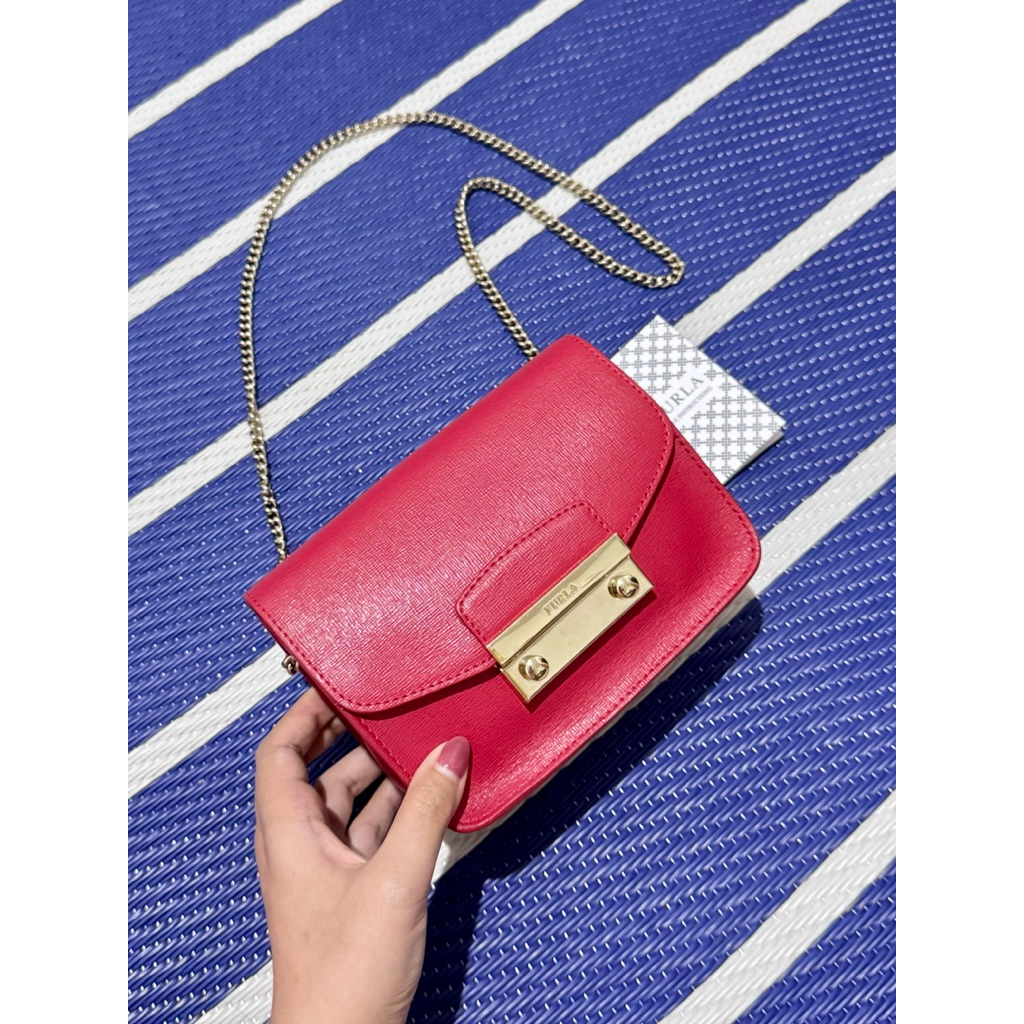 Preloved Furla Metropolis Mini Red Gold Hardware