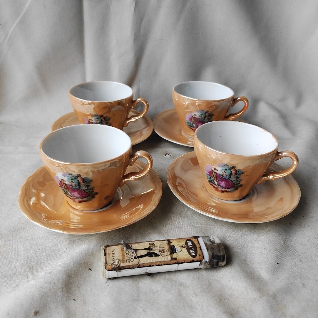 Pajangan Vintage NOS 4 set Cangkir Japan