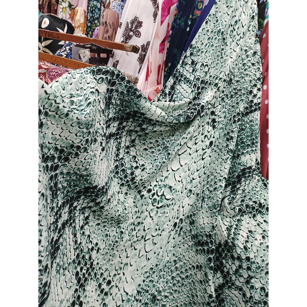 kain ceruty zara motif ular - kain zara premium - kain ceruti zara original - kain zara motif terbar