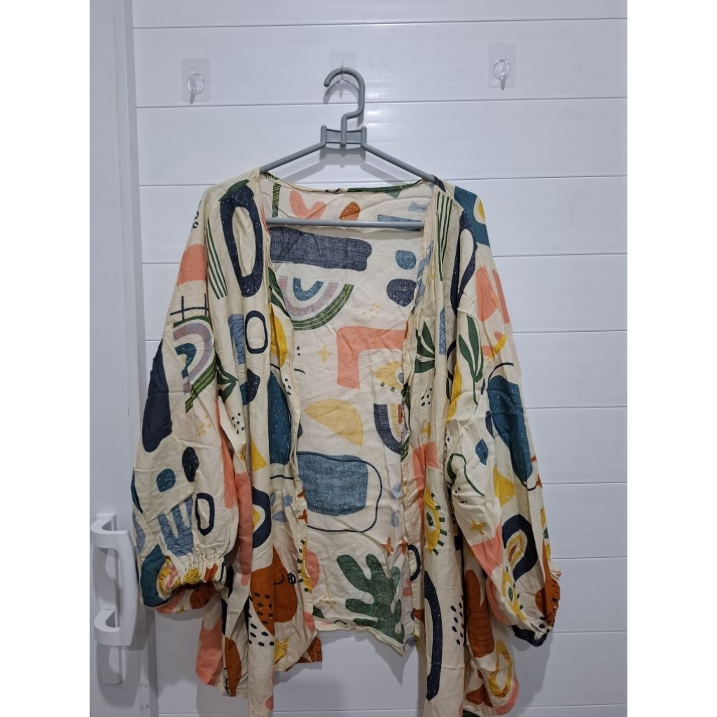 outer abstract preloved