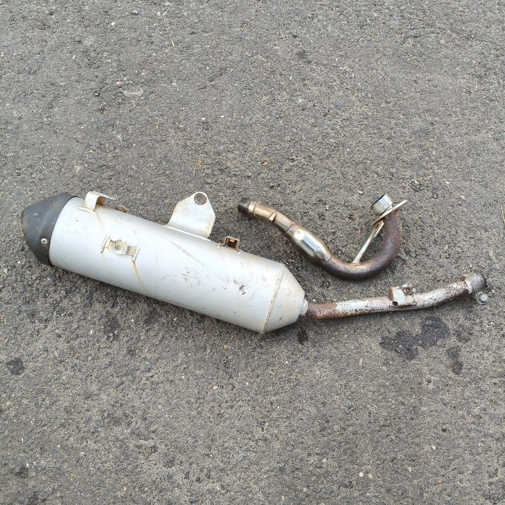 Knalpot standar KLX 150 Tipe G/BF/DT New original (bekas)