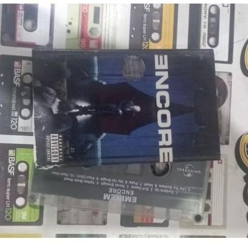 kaset pita eminem album encore