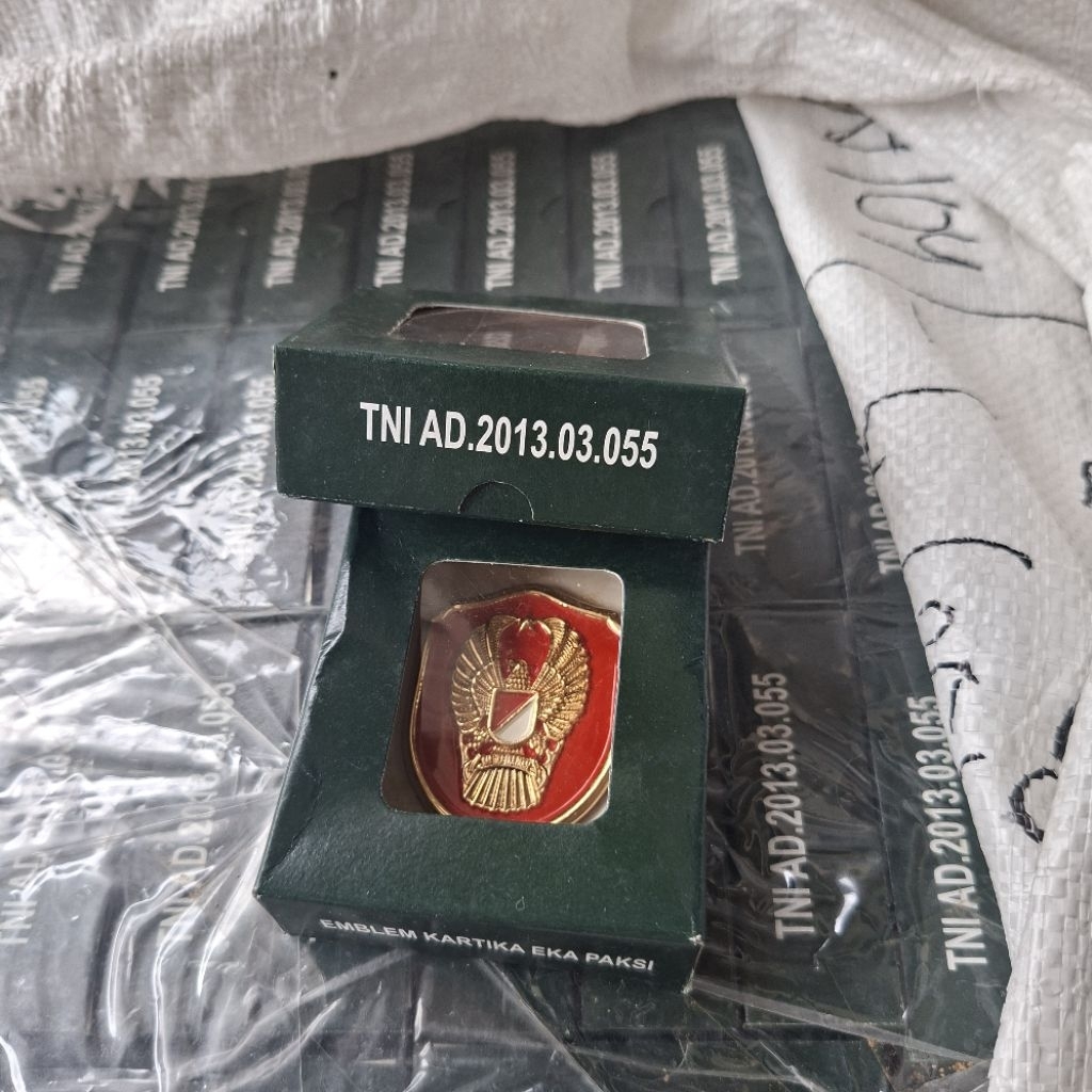 Emblem Baret TNI AD Kartika Eka Paksi