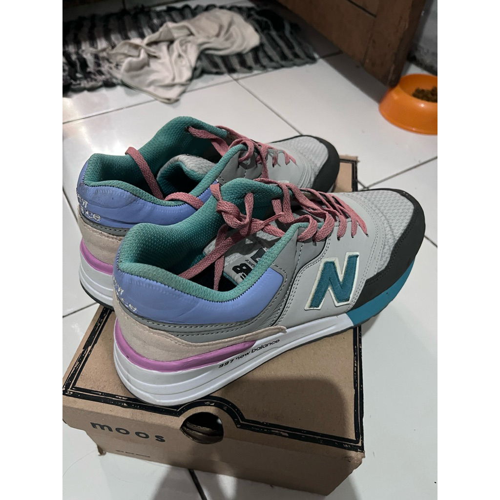 sepatu nb kw