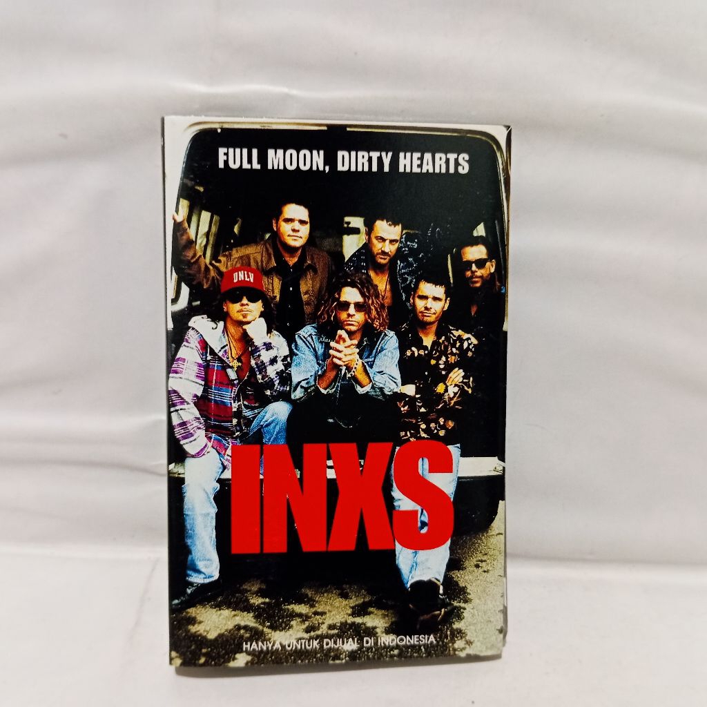 Kaset INXS - Full Moon Dirty Hearts