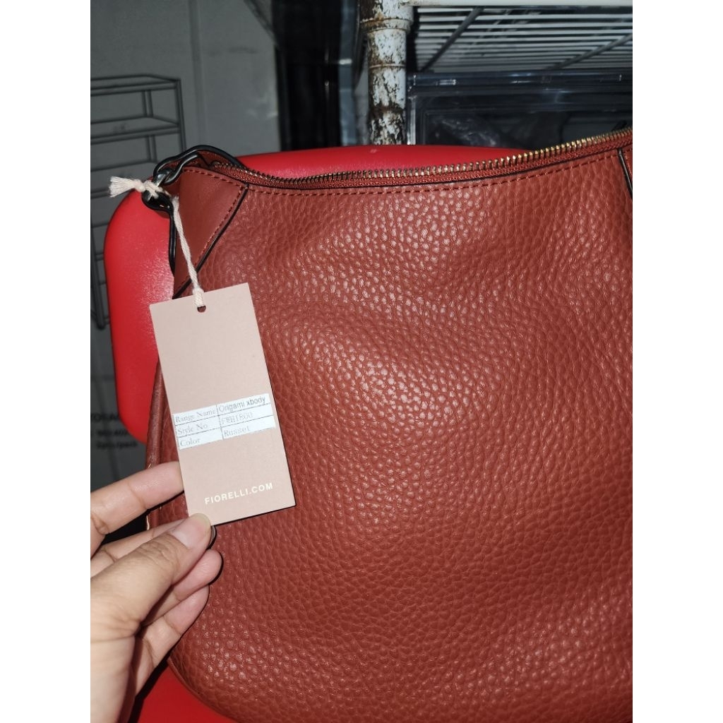 Slingbag dari Fiorelli