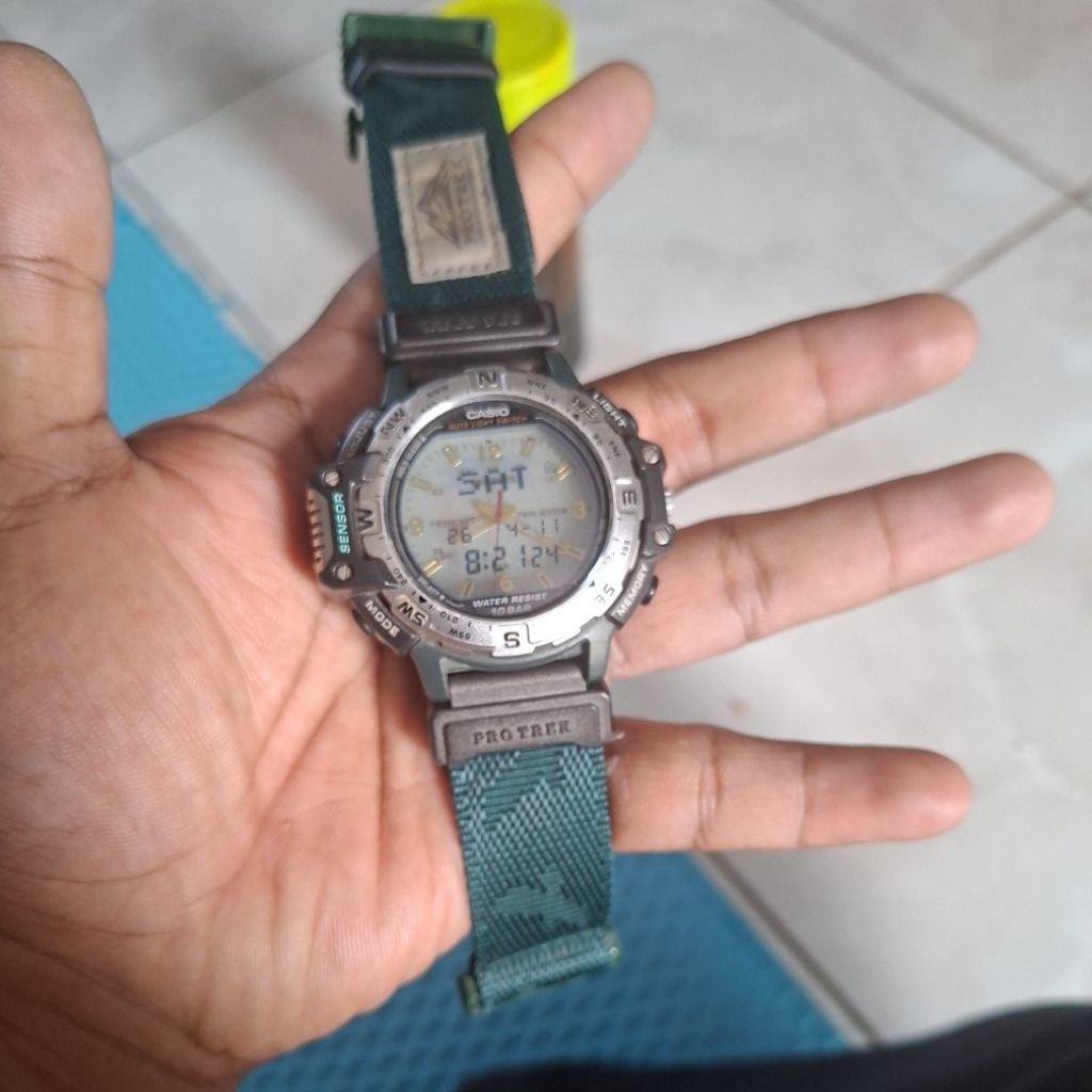 jam Casio protrek