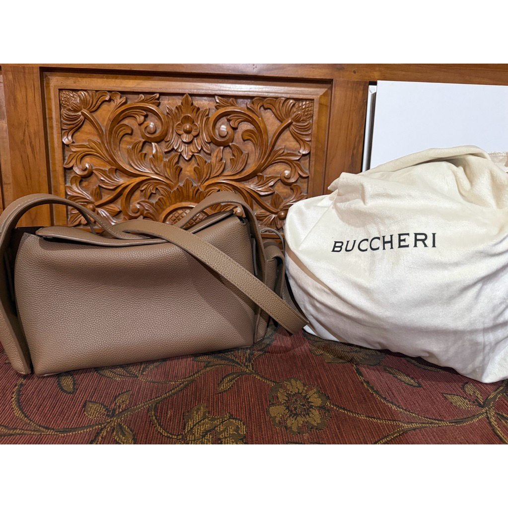 buccheri bag preloved